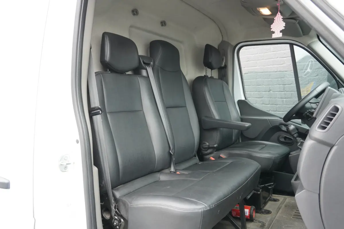 2.3 dCi 135PK L2H2 EURO 6 - Airco - Cruise - Imperiaal - €15.950,- Excl.