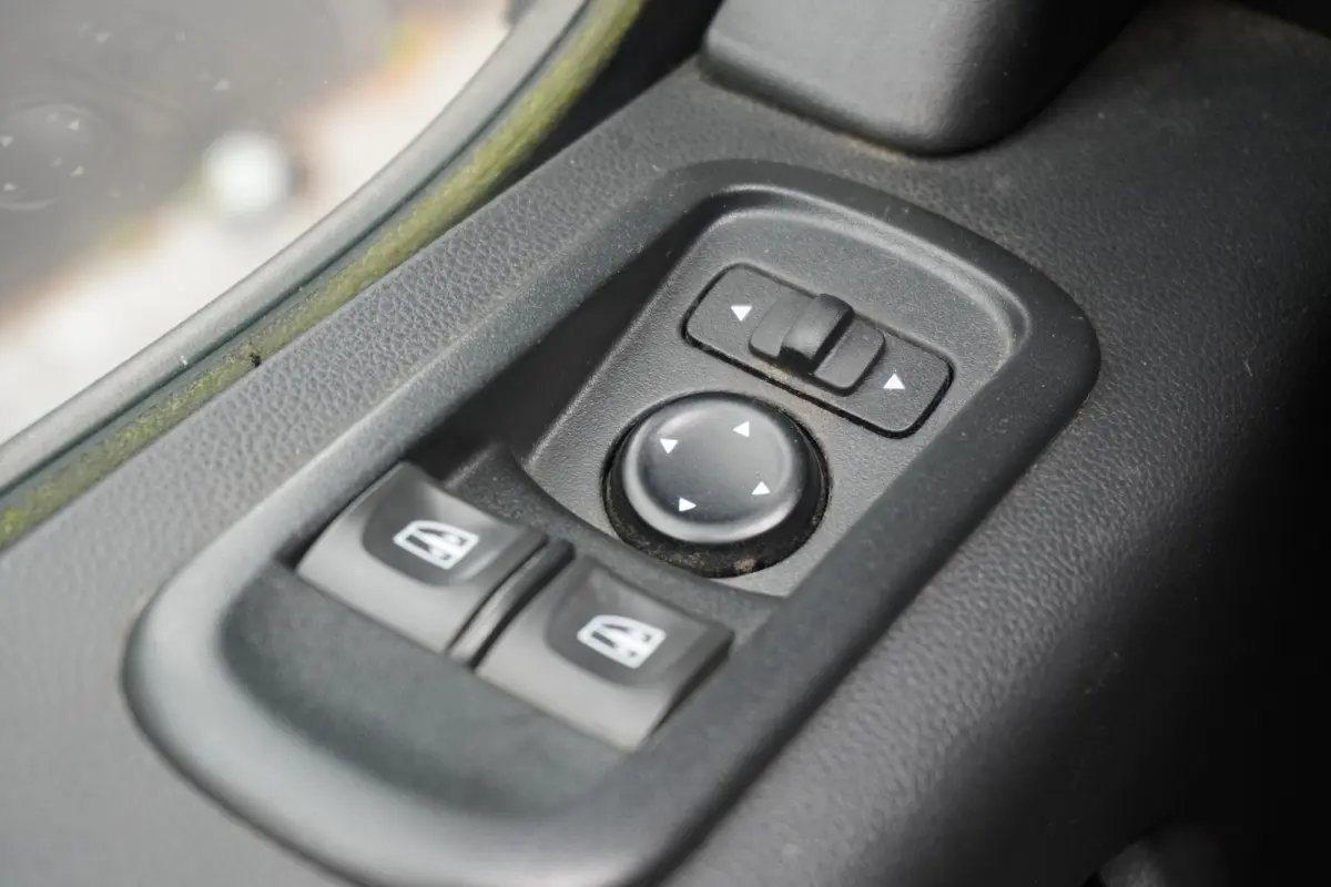 2.3 dCi 135PK L2H2 EURO 6 - Airco - Cruise - Imperiaal - €15.950,- Excl.