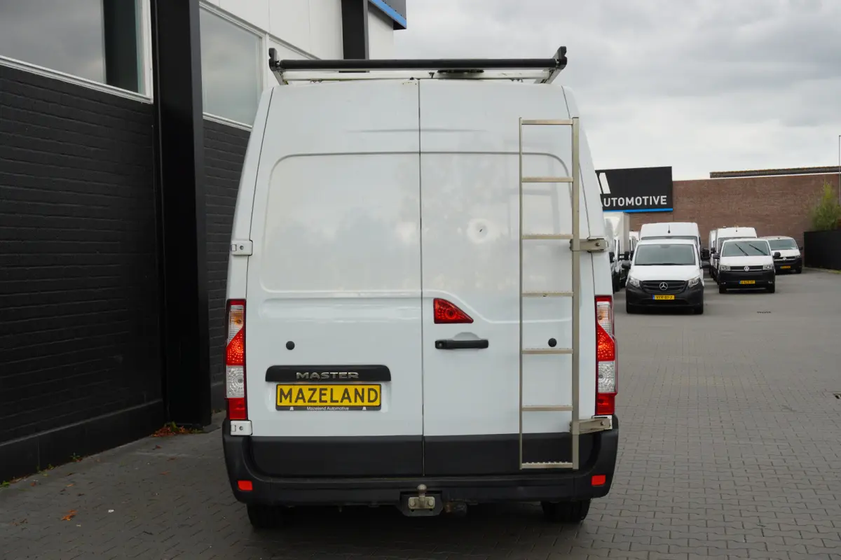 2.3 dCi 135PK L2H2 EURO 6 - Airco - Cruise - Imperiaal - €15.950,- Excl.