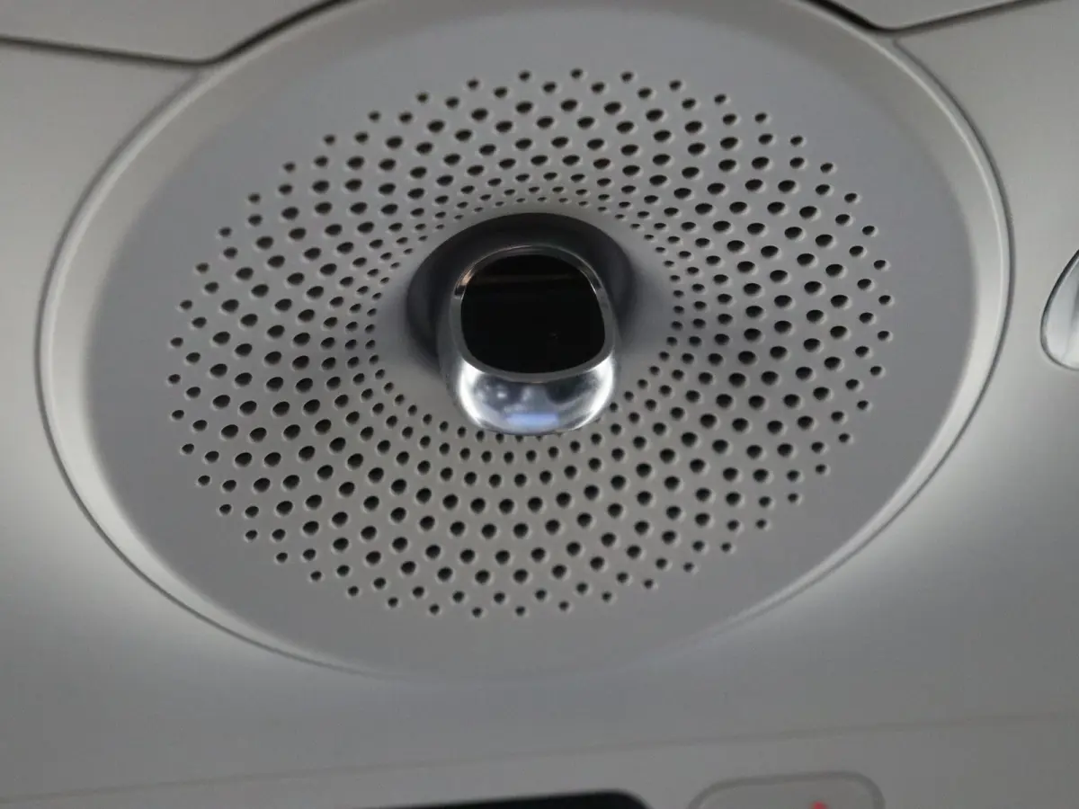 Pro+ / Stoelverwarming / 360Graden-Camera / Elektrisch-verstelbare stoelen / Apple-Android auto  /