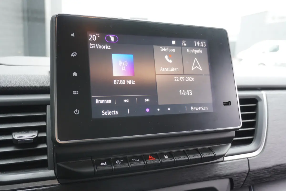 2.0 dCi 130PK EURO 6 - Airco - Navi - Cruise - €15.950,- Excl.