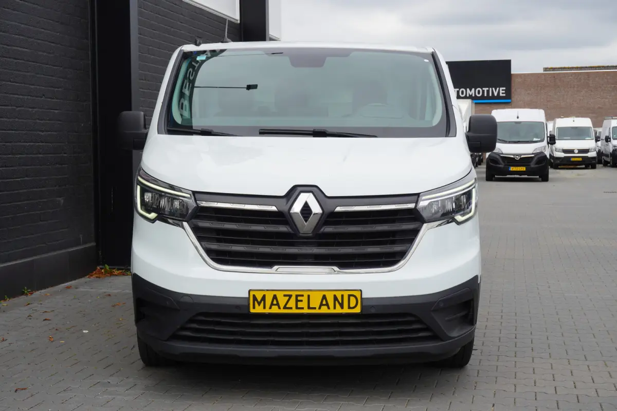 2.0 dCi 130PK EURO 6 - Airco - Navi - Cruise - €15.950,- Excl.
