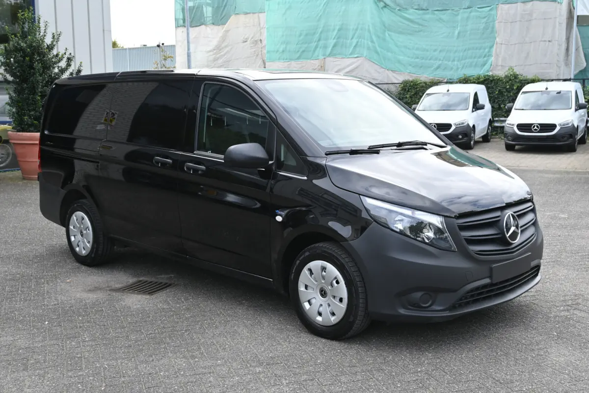 114 CDI L2 Distronic, 2500 KG trekhaak, Navigatie met camera