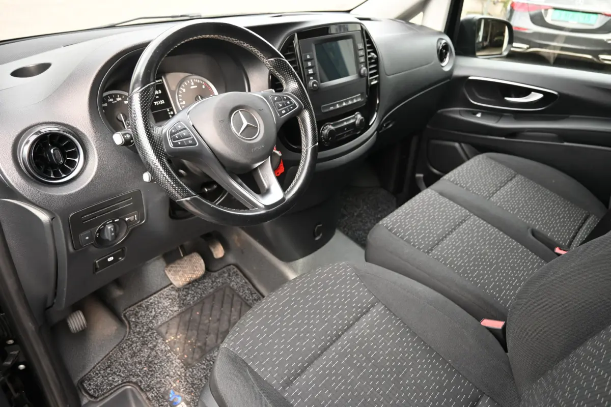 114 CDI L2 Distronic, 2500 KG trekhaak, Navigatie met camera
