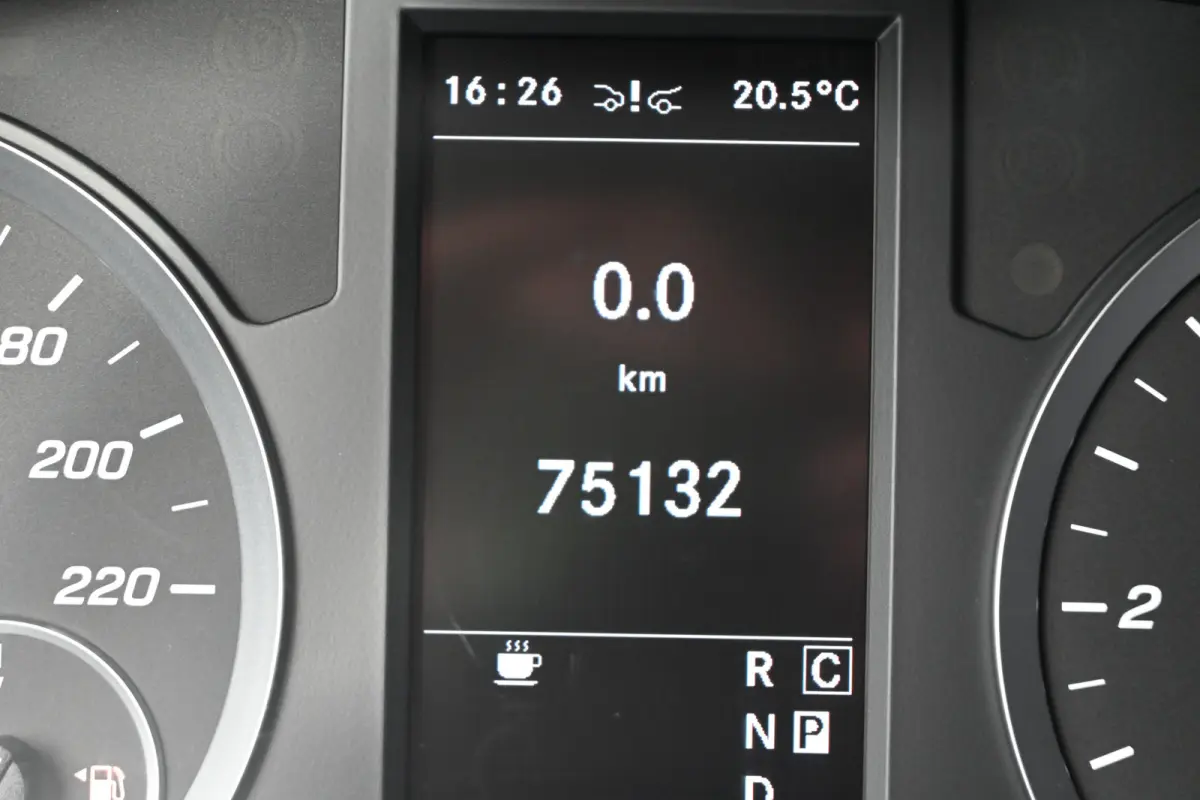 114 CDI L2 Distronic, 2500 KG trekhaak, Navigatie met camera
