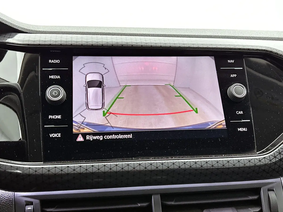 1.0 TSI Style | Automaat  |Navigatie | Camera | Parkeersensoren | All-season banden |