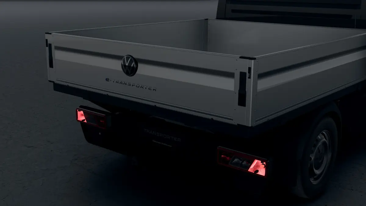 Pick-Up 32 136pk L2H1 100kW 71 kWh | Dubbele Cabine | Trekhaak | Achteruitrijcamera |