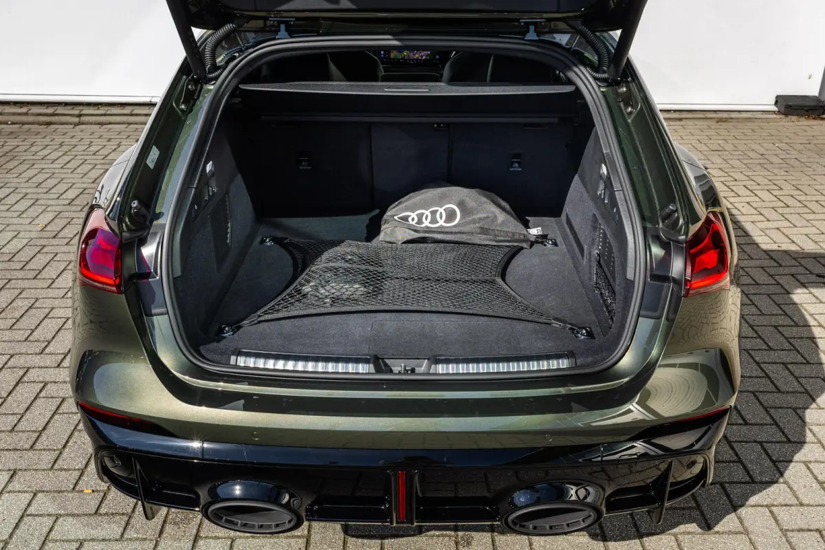 RS 5 Avant 2.9 e-hybrid 639pk quattro | Panoramadak | Audi Sportpakket | HUD | Carbon decorinleg | B&O incl. hoofdsteun
