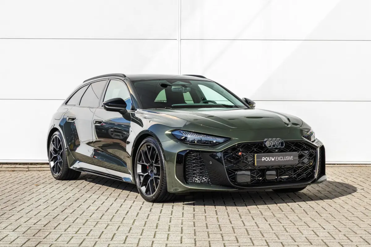 RS 5 Avant 2.9 e-hybrid 639pk quattro | Panoramadak | Audi Sportpakket | HUD | Carbon decorinleg | B&O incl. hoofdsteun