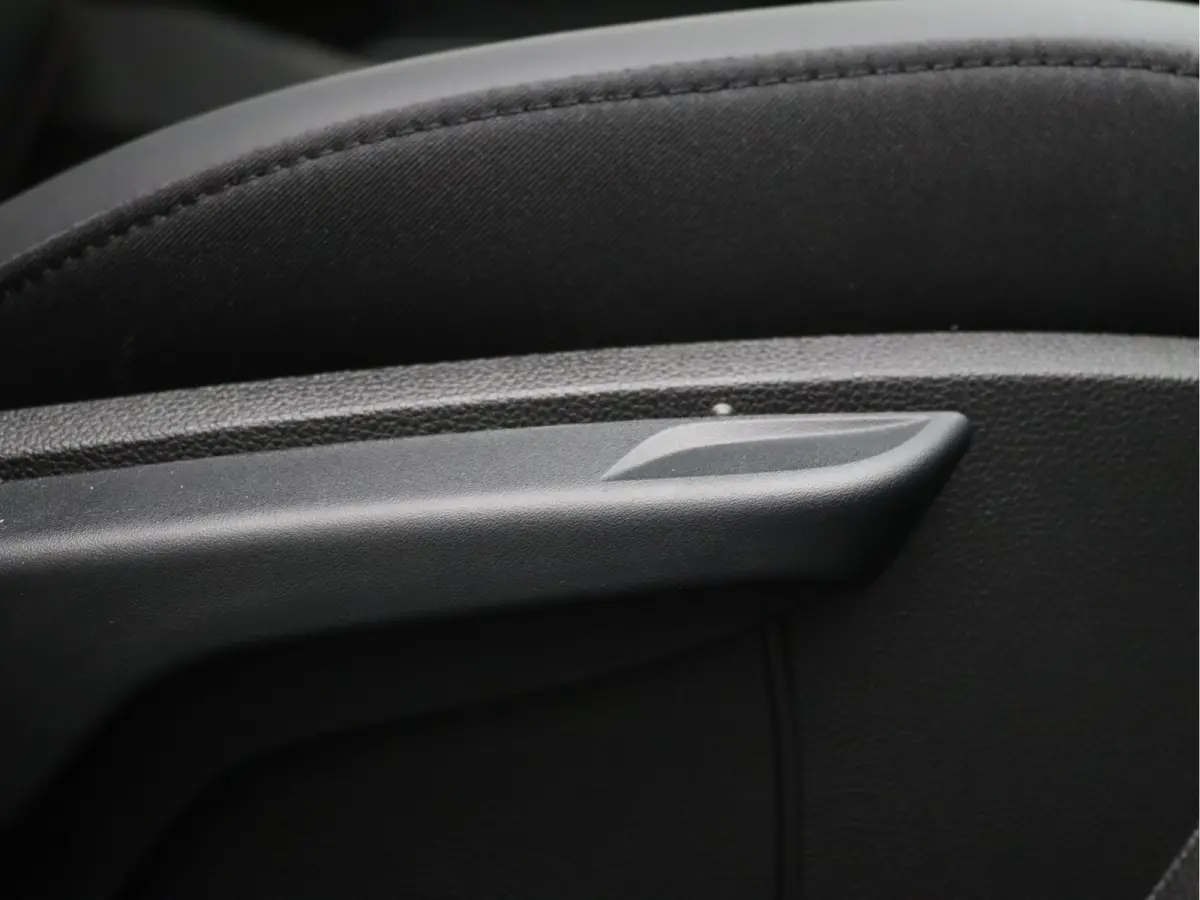 1.8 Hybrid 160 techno 360° Camera | Adapt. Cruise | Parkeersens. v+a | 18" velgen