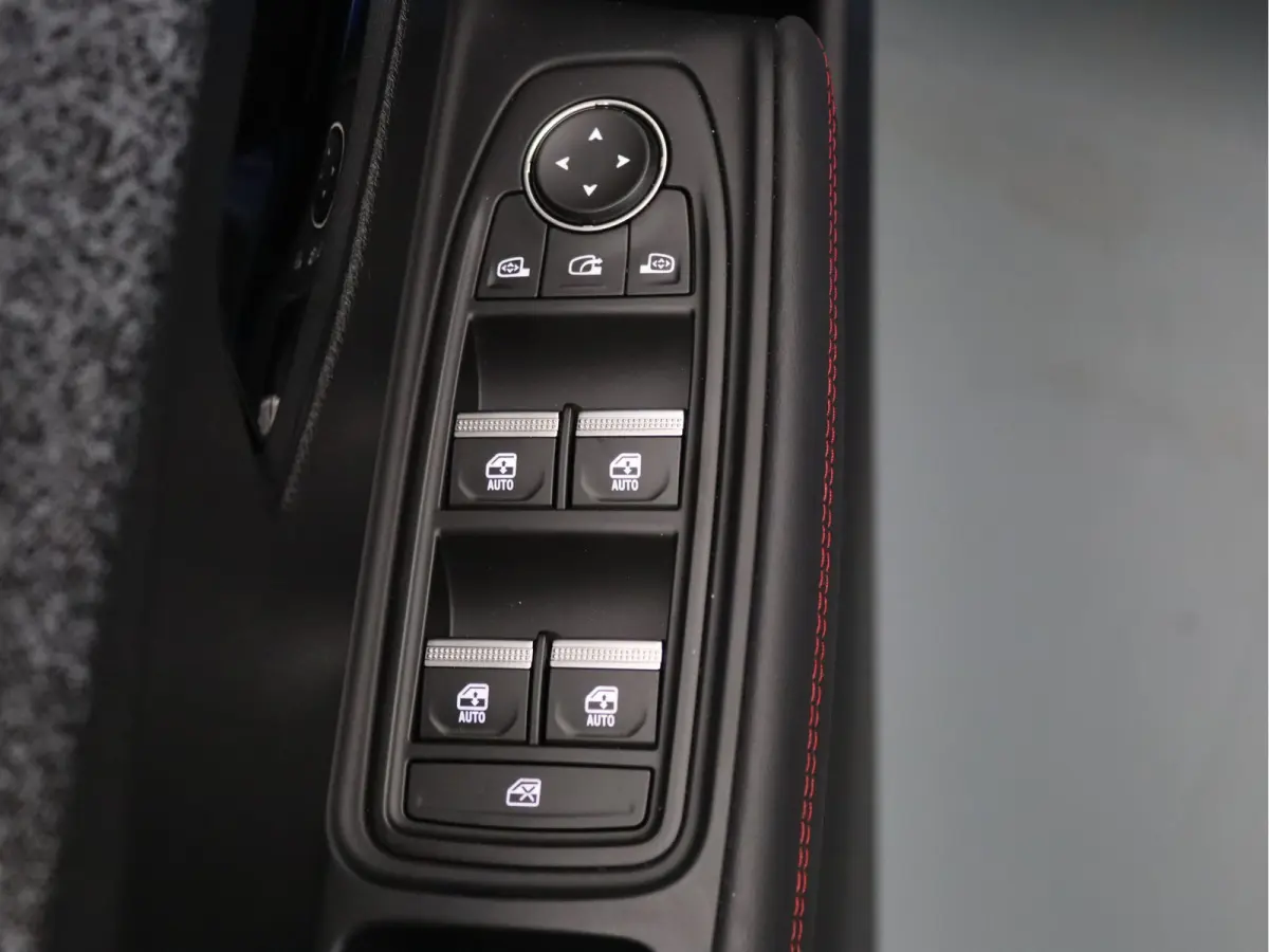 1.8 Hybrid 160 techno 360° Camera | Adapt. Cruise | Parkeersens. v+a | 18" velgen