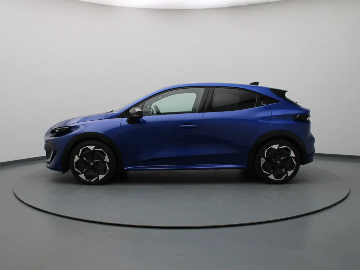 1.8 Hybrid 160 techno 360° Camera | Adapt. Cruise | Parkeersens. v+a | 18" velgen
