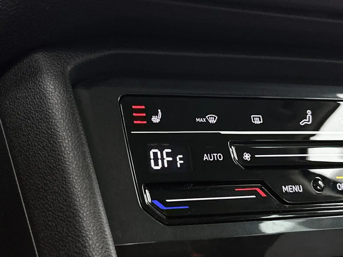 1.5 TSI Life Business 150 PK | Automaat | Navigatie | Trekhaak | Parkeersensoren | Stoelverwarming | Stuurverwarming | Adaptive Cruise Control | Apple Carplay | Android Auto | Climatronic |