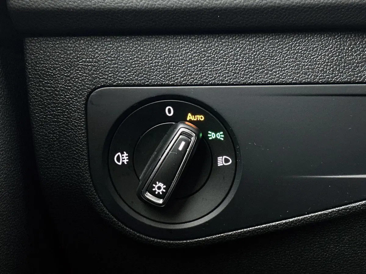 1.5 TSI Life Business 150 PK | Automaat | Navigatie | Trekhaak | Parkeersensoren | Stoelverwarming | Stuurverwarming | Adaptive Cruise Control | Apple Carplay | Android Auto | Climatronic |