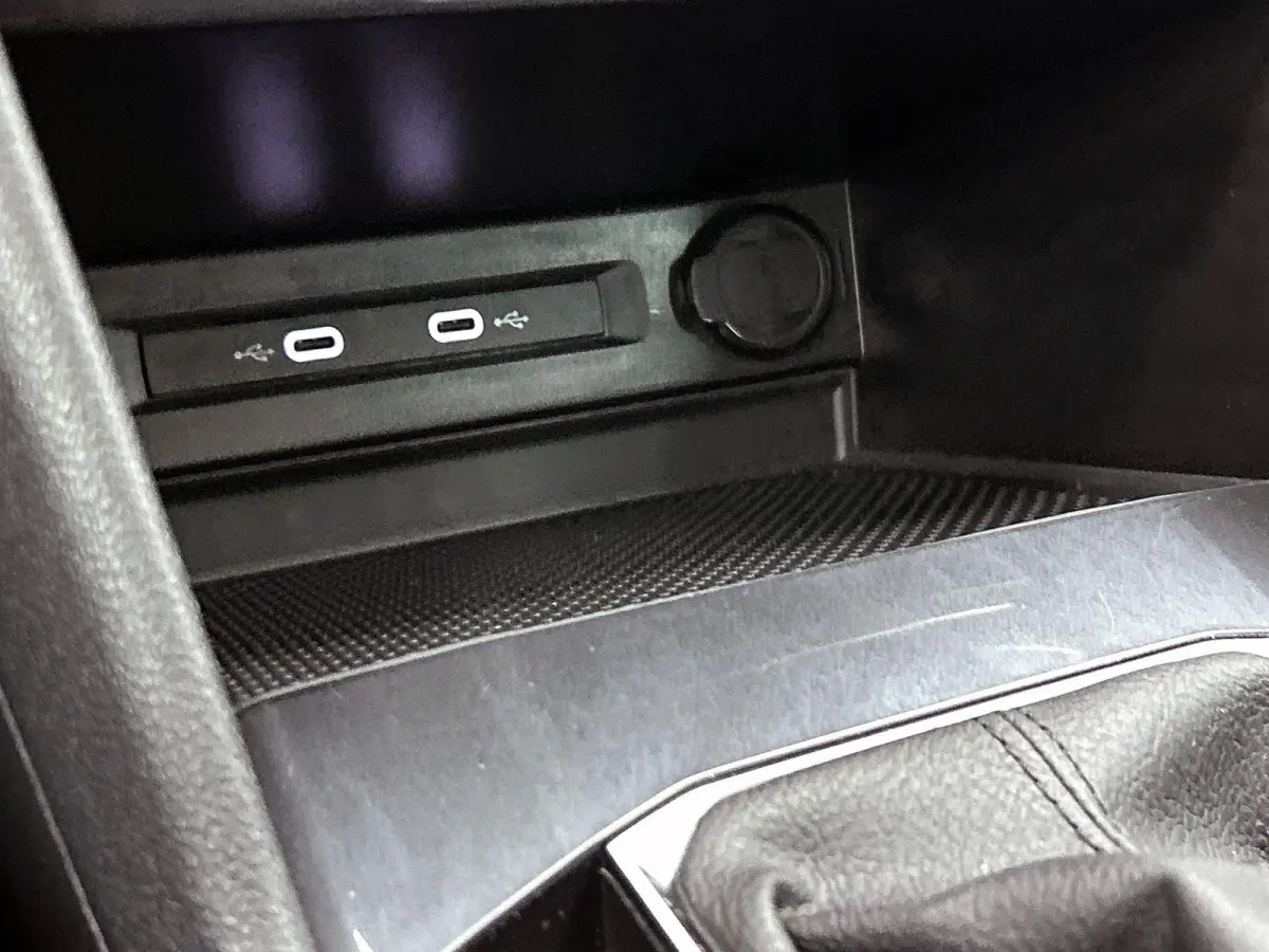 1.5 TSI Life Business 150 PK | Automaat | Navigatie | Trekhaak | Parkeersensoren | Stoelverwarming | Stuurverwarming | Adaptive Cruise Control | Apple Carplay | Android Auto | Climatronic |
