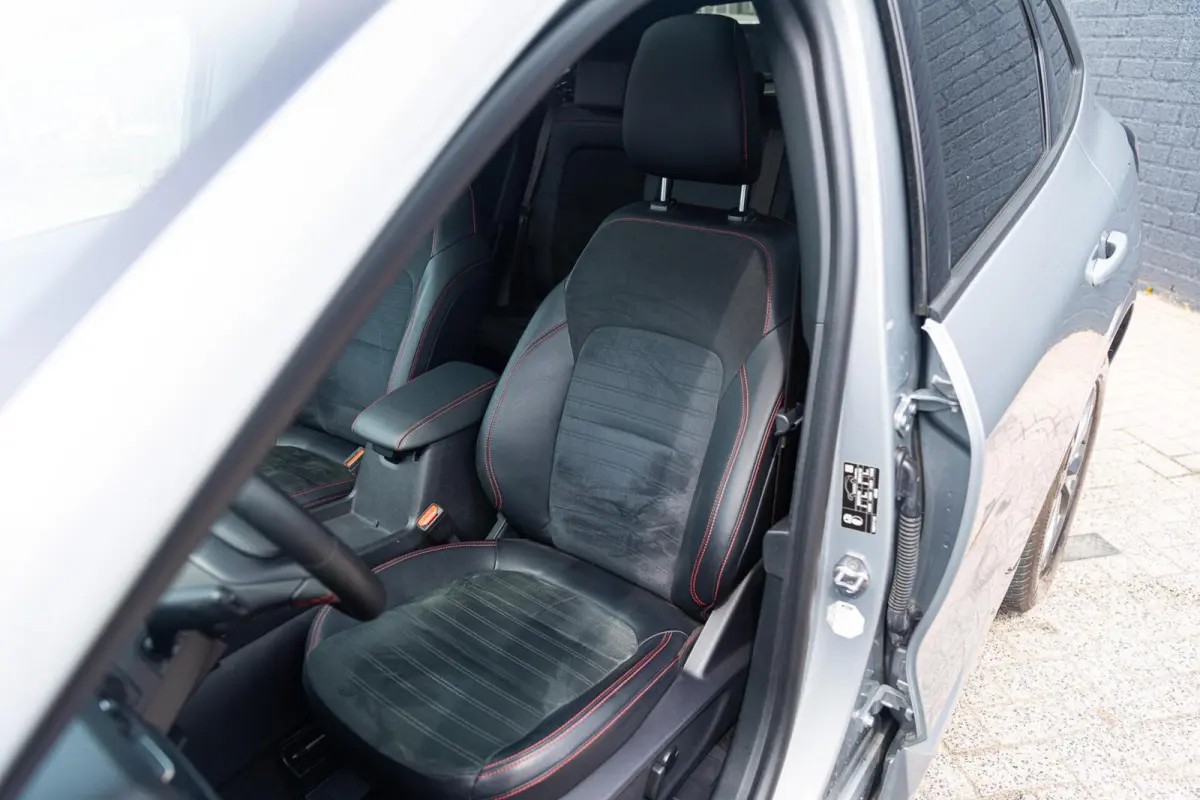 2.5 PHEV ST-Line X PANO TREKHAAK ADAPTIVE CRUISE CAMERA STUURVERWARMING B&O