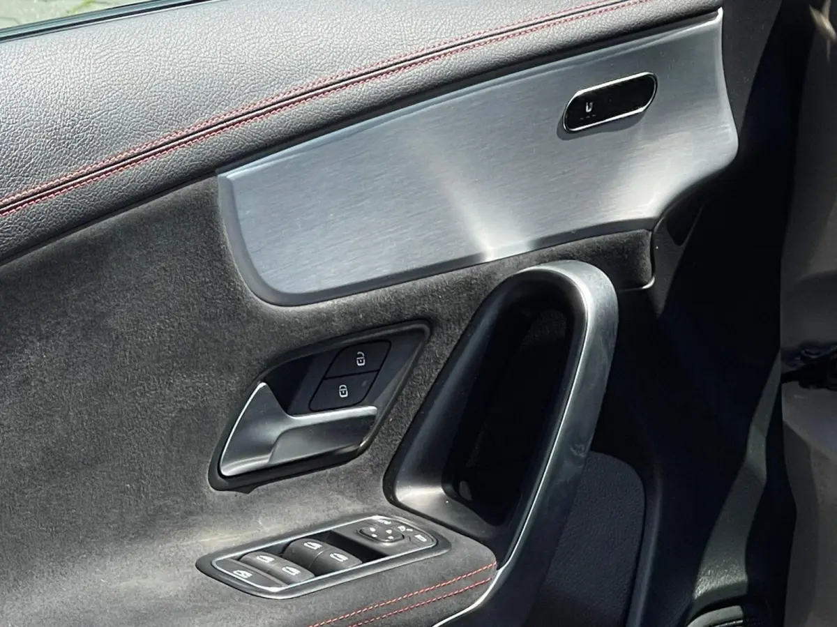 180 AMG Line Automaat | OPEN SCHUIF/KANTEL DAK | LEER/ALCANTARA BEKLEDING