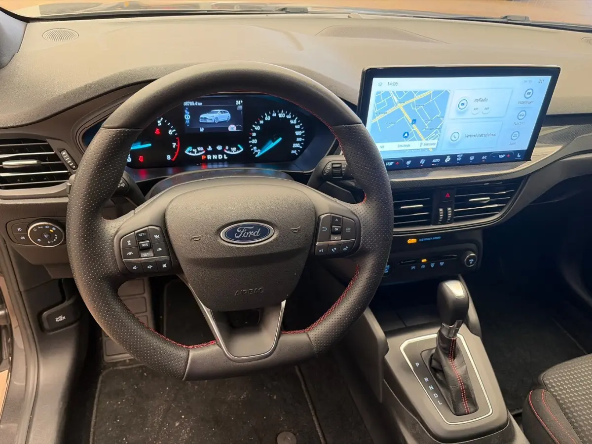 1.0 EcoBoost Hybrid ST Line 155pk | Afn. Trekhaak | Adaptive Cruise | Dodehoek Detectie | Winterpack