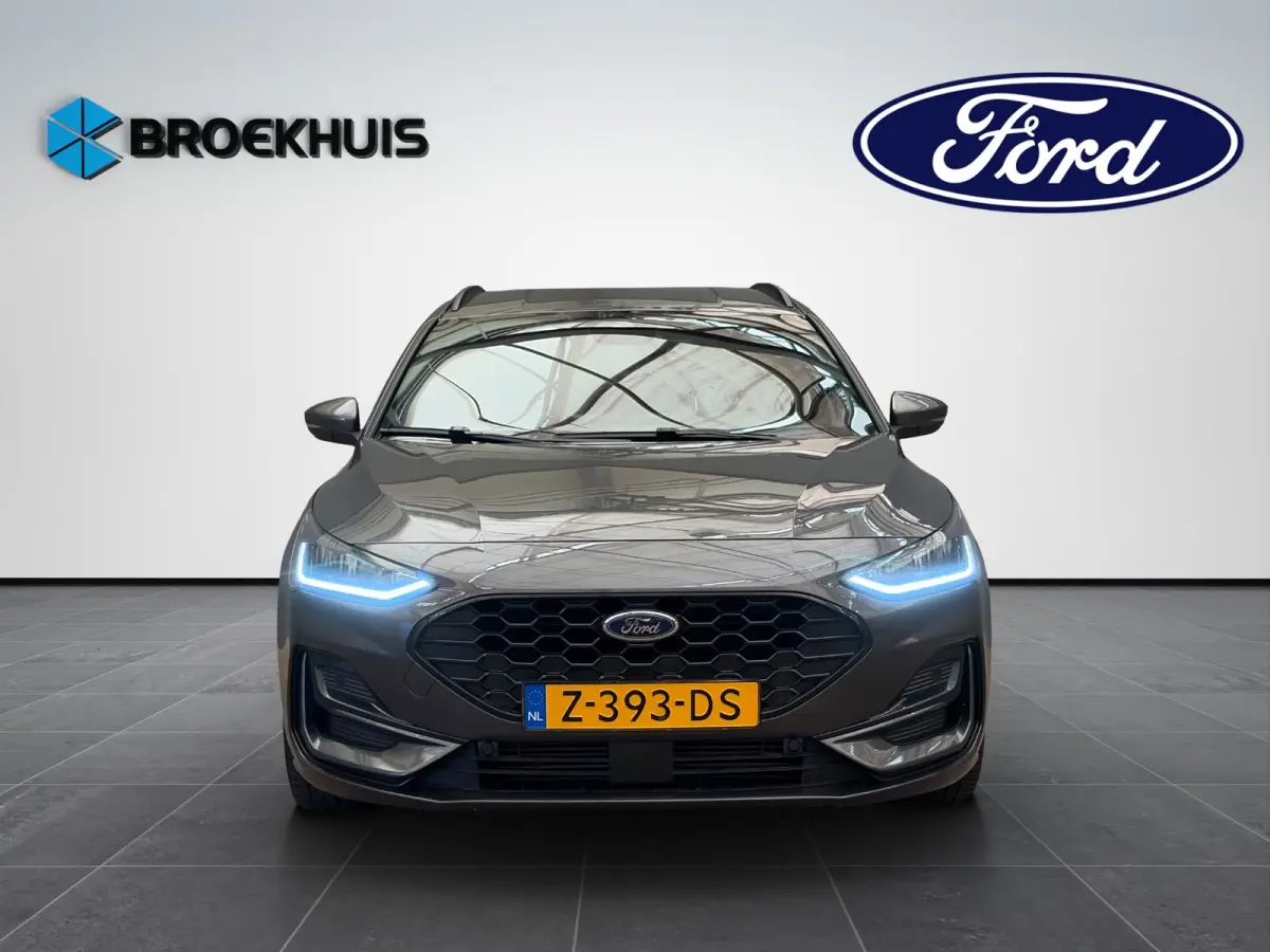 1.0 EcoBoost Hybrid ST Line 155pk | Afn. Trekhaak | Adaptive Cruise | Dodehoek Detectie | Winterpack