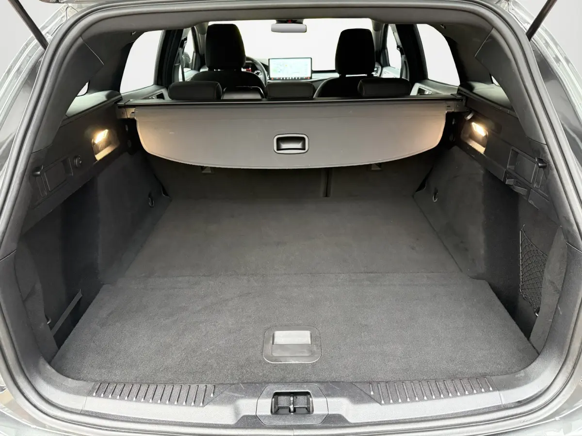 1.0 EcoBoost Hybrid ST Line 155pk | Afn. Trekhaak | Adaptive Cruise | Dodehoek Detectie | Winterpack