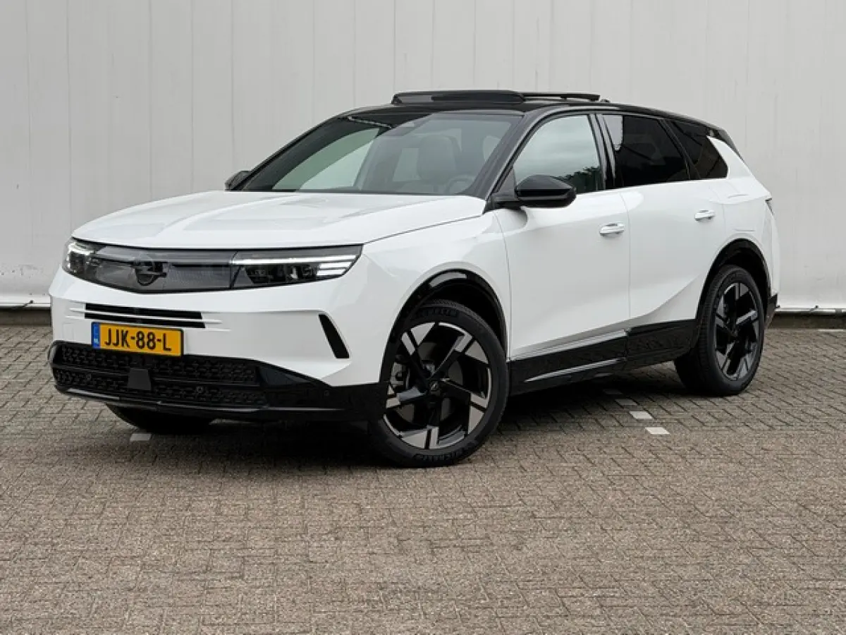1.6 Turbo Plug-in-Hybrid GS Full-Options-Demo met 8 jaar Garantie!