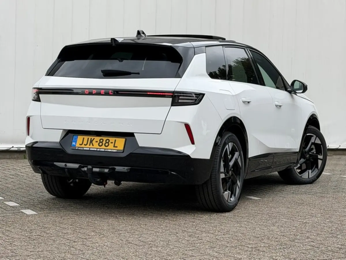 1.6 Turbo Plug-in-Hybrid GS Full-Options-Demo met 8 jaar Garantie!