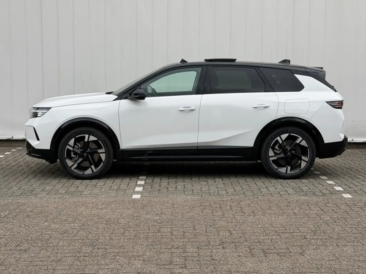 1.6 Turbo Plug-in-Hybrid GS Full-Options-Demo met 8 jaar Garantie!
