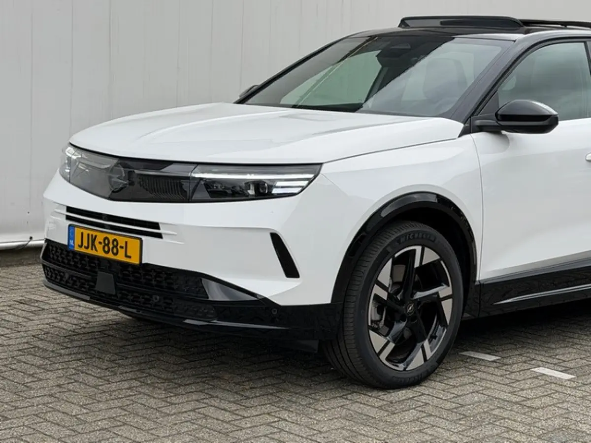 1.6 Turbo Plug-in-Hybrid GS Full-Options-Demo met 8 jaar Garantie!