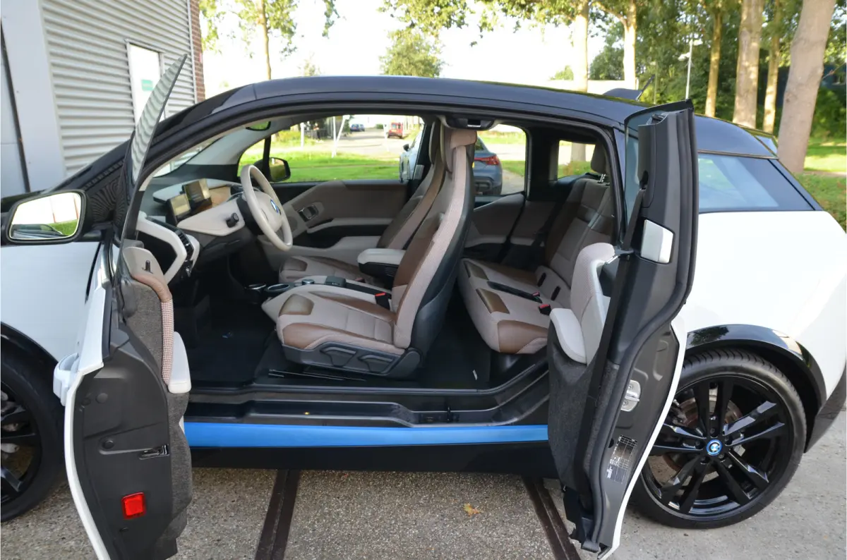 S 120Ah 42 kWh Warmtepomp, AppleCarplay