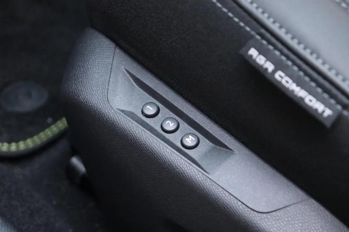 1.6 GT Exclusive Plug-In Hybrid 240 360 Camera Focal Massage Elek stoelen