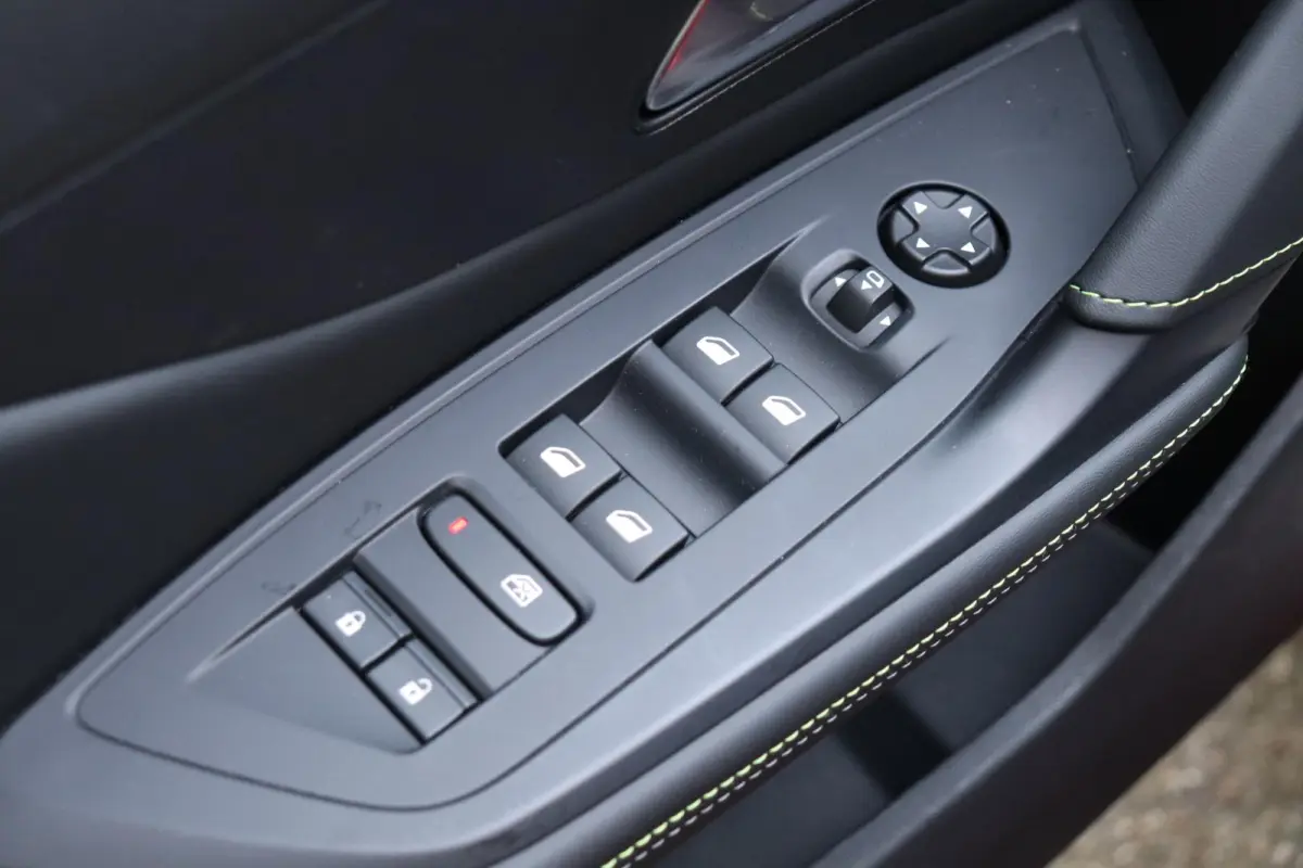 1.6 GT Exclusive Plug-In Hybrid 240 360 Camera Focal Massage Elek stoelen