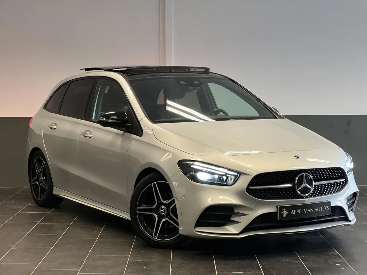 180 AMG Night|Memory|Trekhaak|Dodehoek|Sfeer|Pano|Camera|