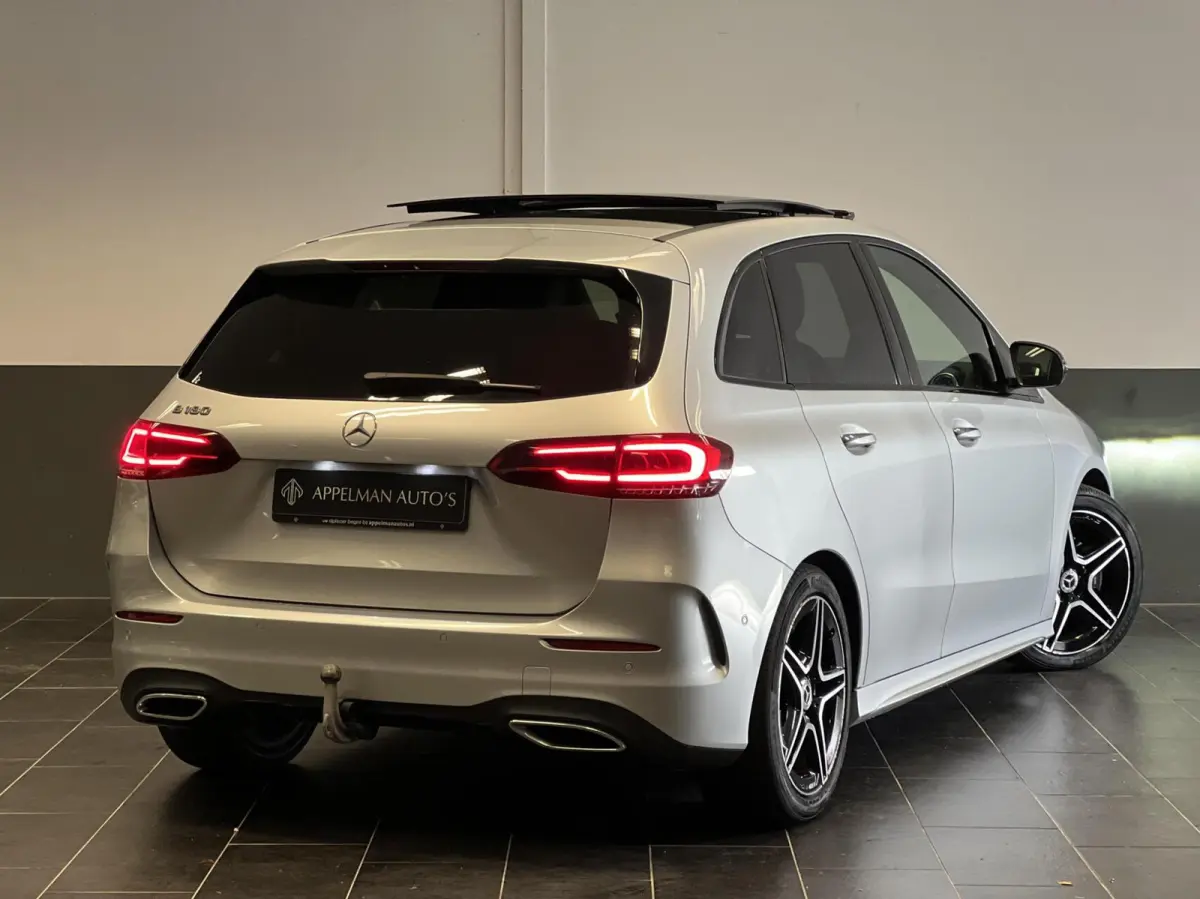 180 AMG Night|Memory|Trekhaak|Dodehoek|Sfeer|Pano|Camera|