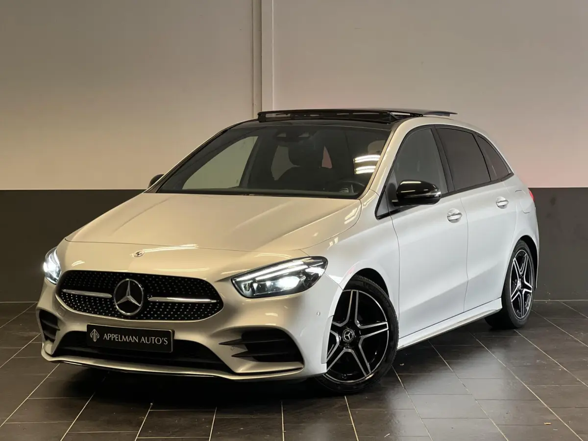 180 AMG Night|Memory|Trekhaak|Dodehoek|Sfeer|Pano|Camera|