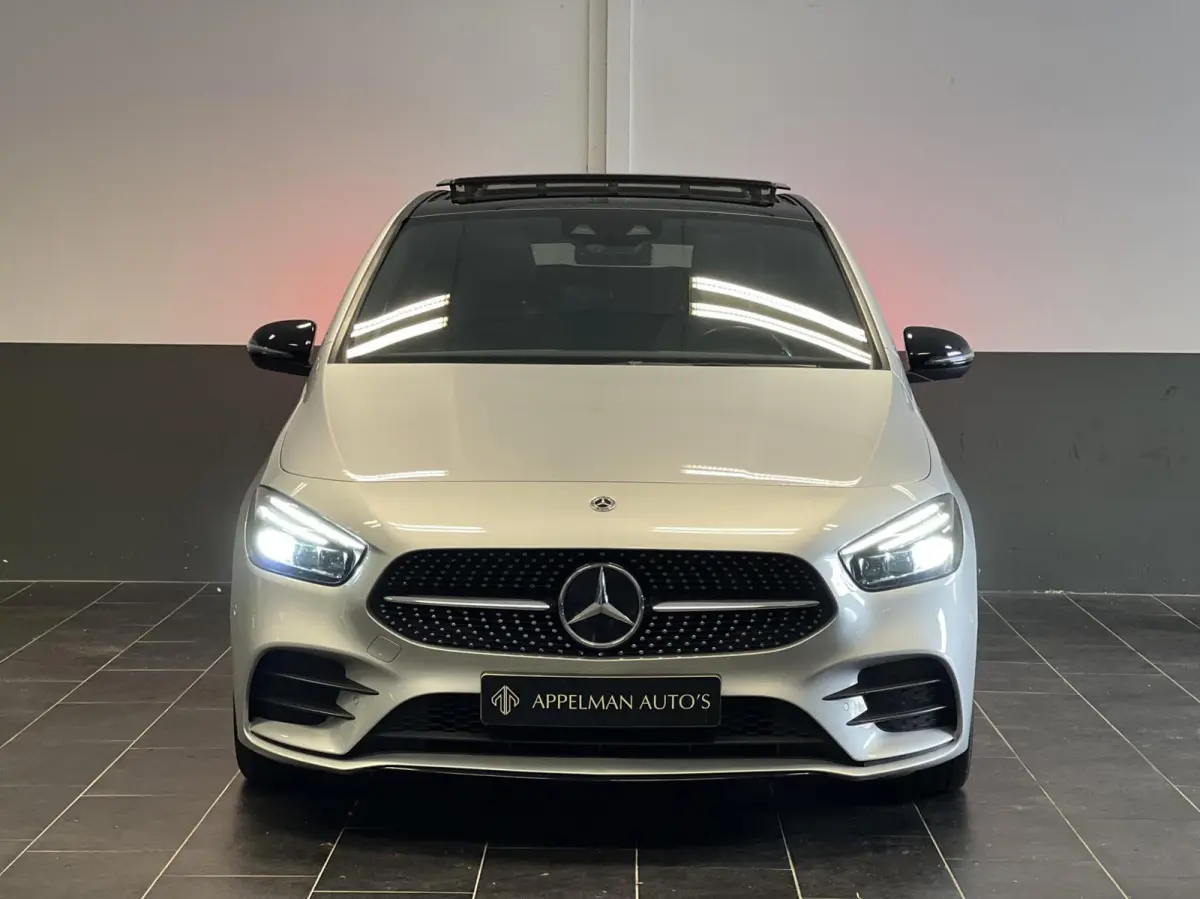 180 AMG Night|Memory|Trekhaak|Dodehoek|Sfeer|Pano|Camera|
