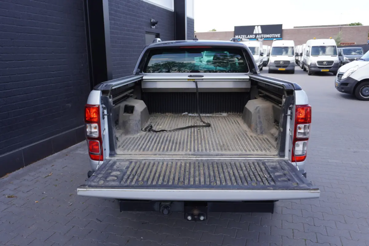 2.0 EcoBlue 213PK 4x4 Automaat EURO 6 - Airco - Navi - Cruise - € 22.900,- Excl