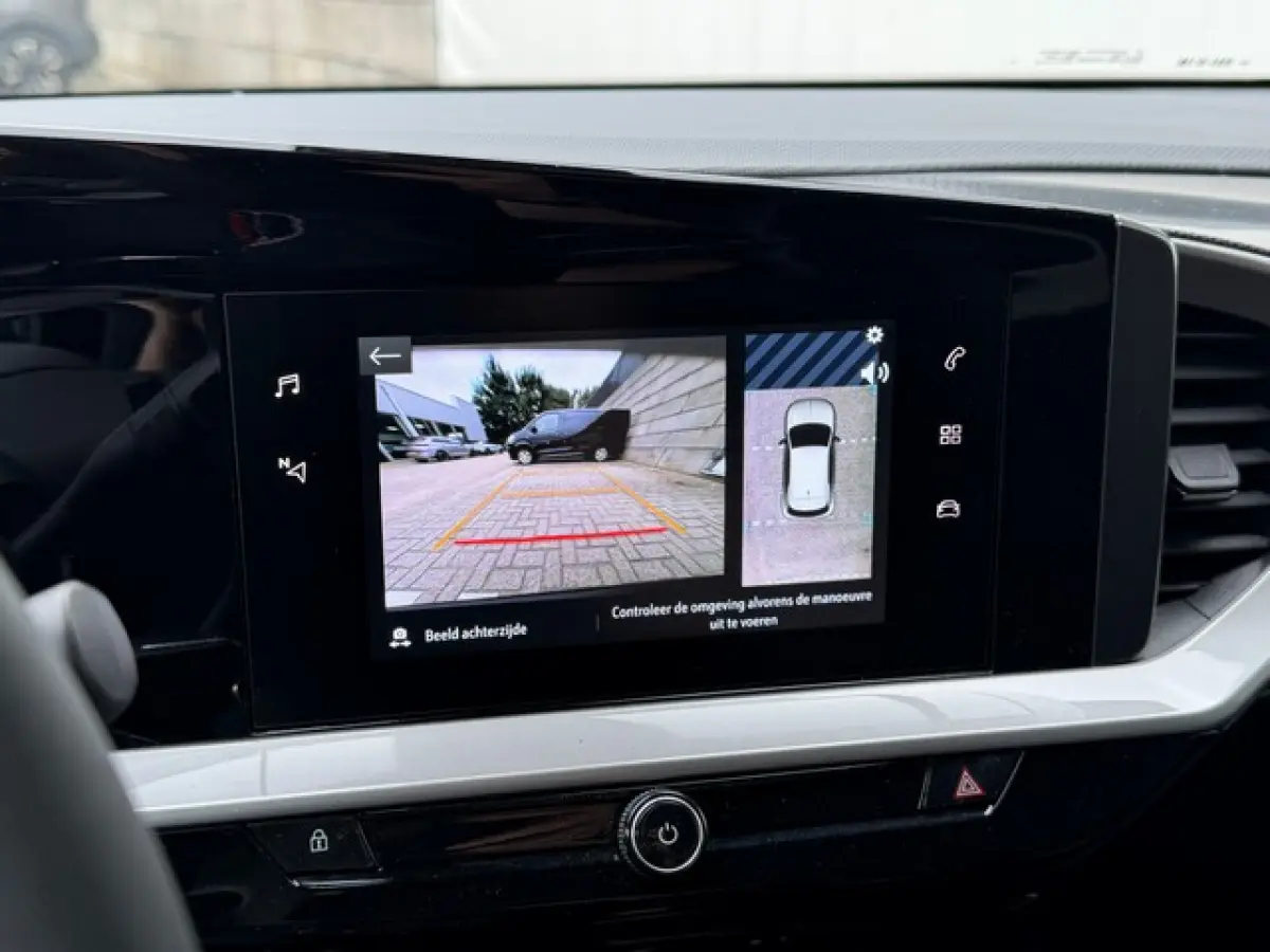 1.2 Turbo GS Line Automaat met Black Pack, Camera, CarPlay, Climate Controle