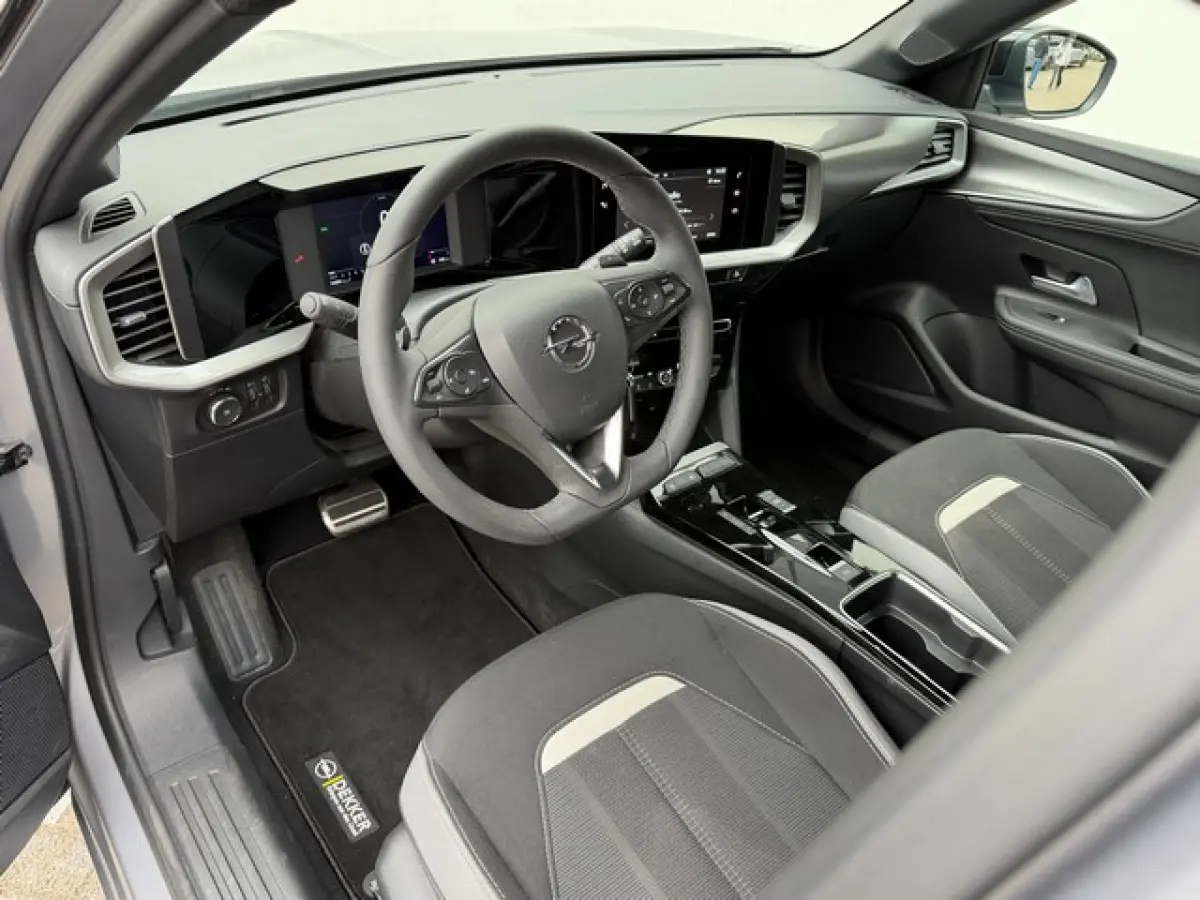 1.2 Turbo GS Line Automaat met Black Pack, Camera, CarPlay, Climate Controle