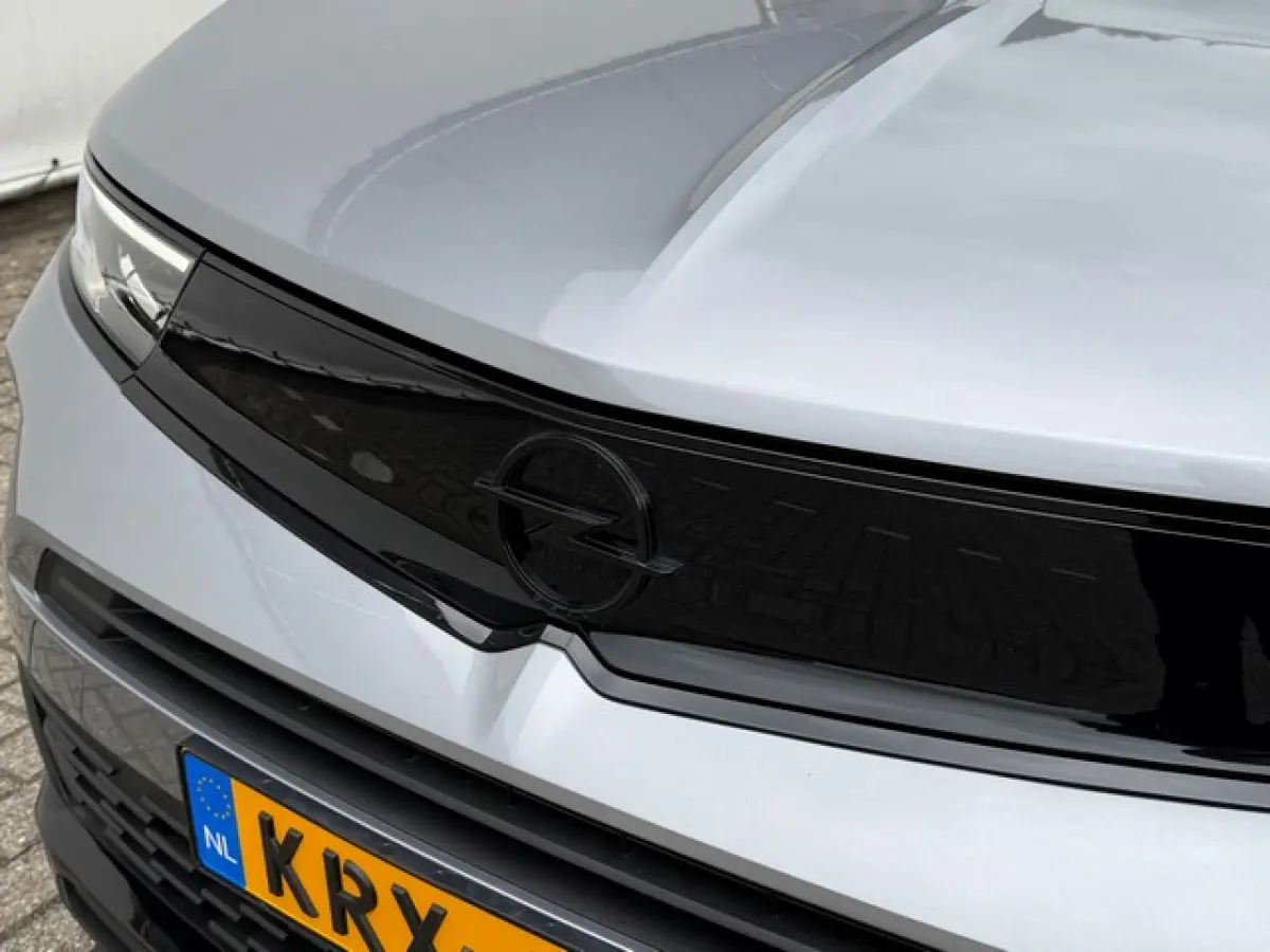 1.2 Turbo GS Line Automaat met Black Pack, Camera, CarPlay, Climate Controle