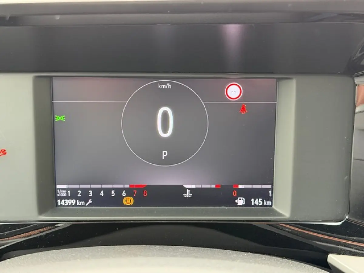 1.2 Turbo GS Line Automaat met Black Pack, Camera, CarPlay, Climate Controle