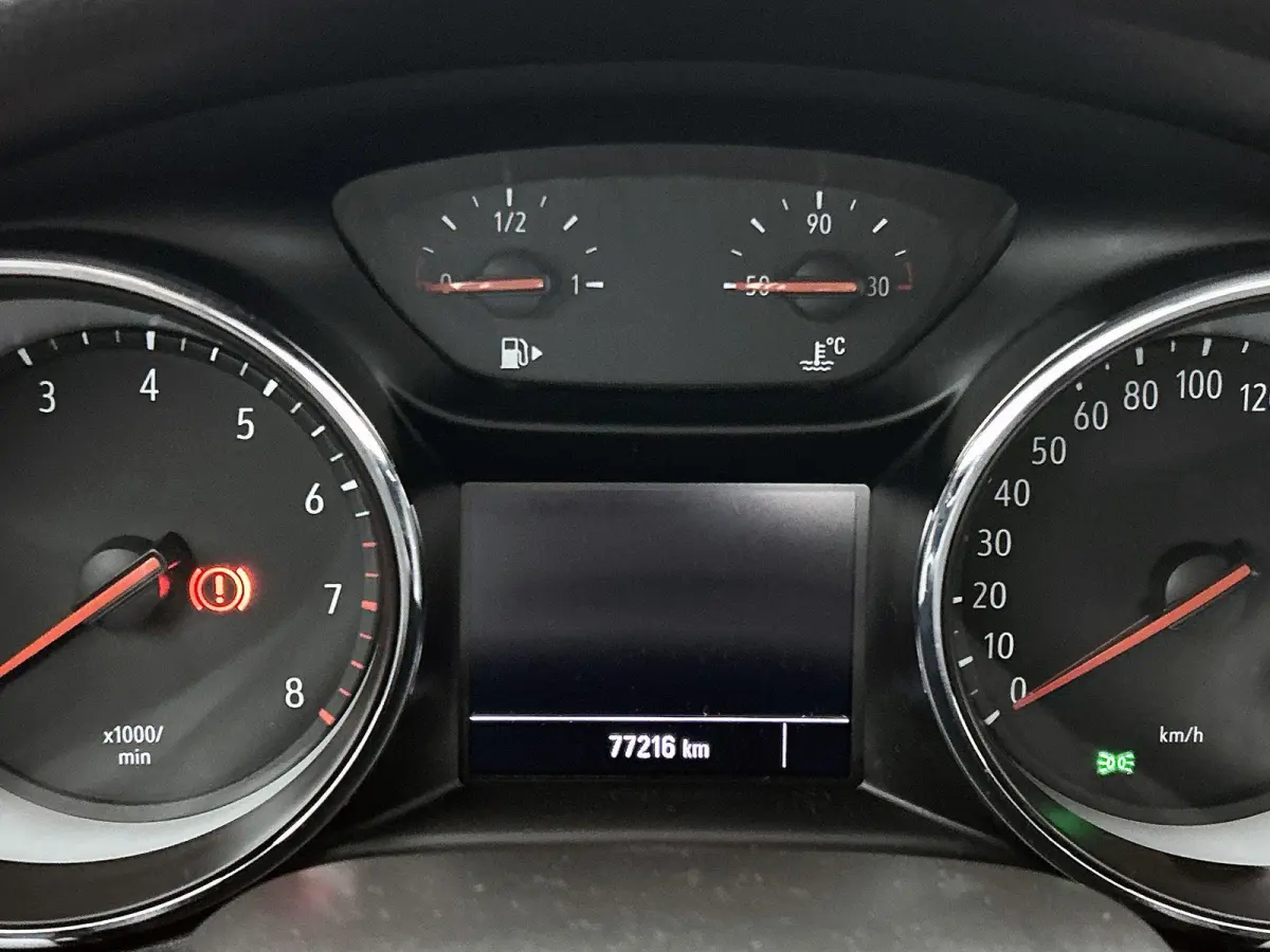 1.2 Business Edition | Cruise control | Achteruitrijcamera | Apple carplay / Android auto