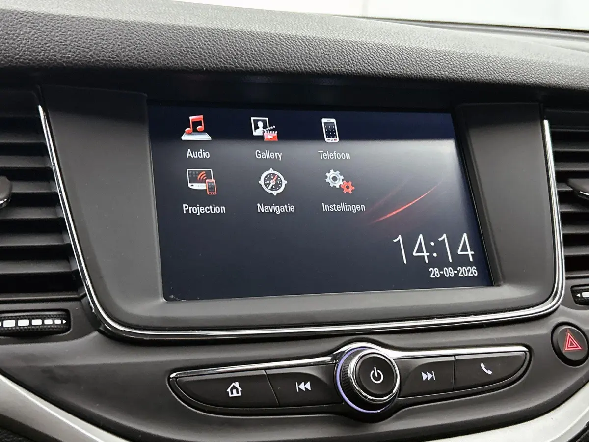 1.2 Business Edition | Cruise control | Achteruitrijcamera | Apple carplay / Android auto