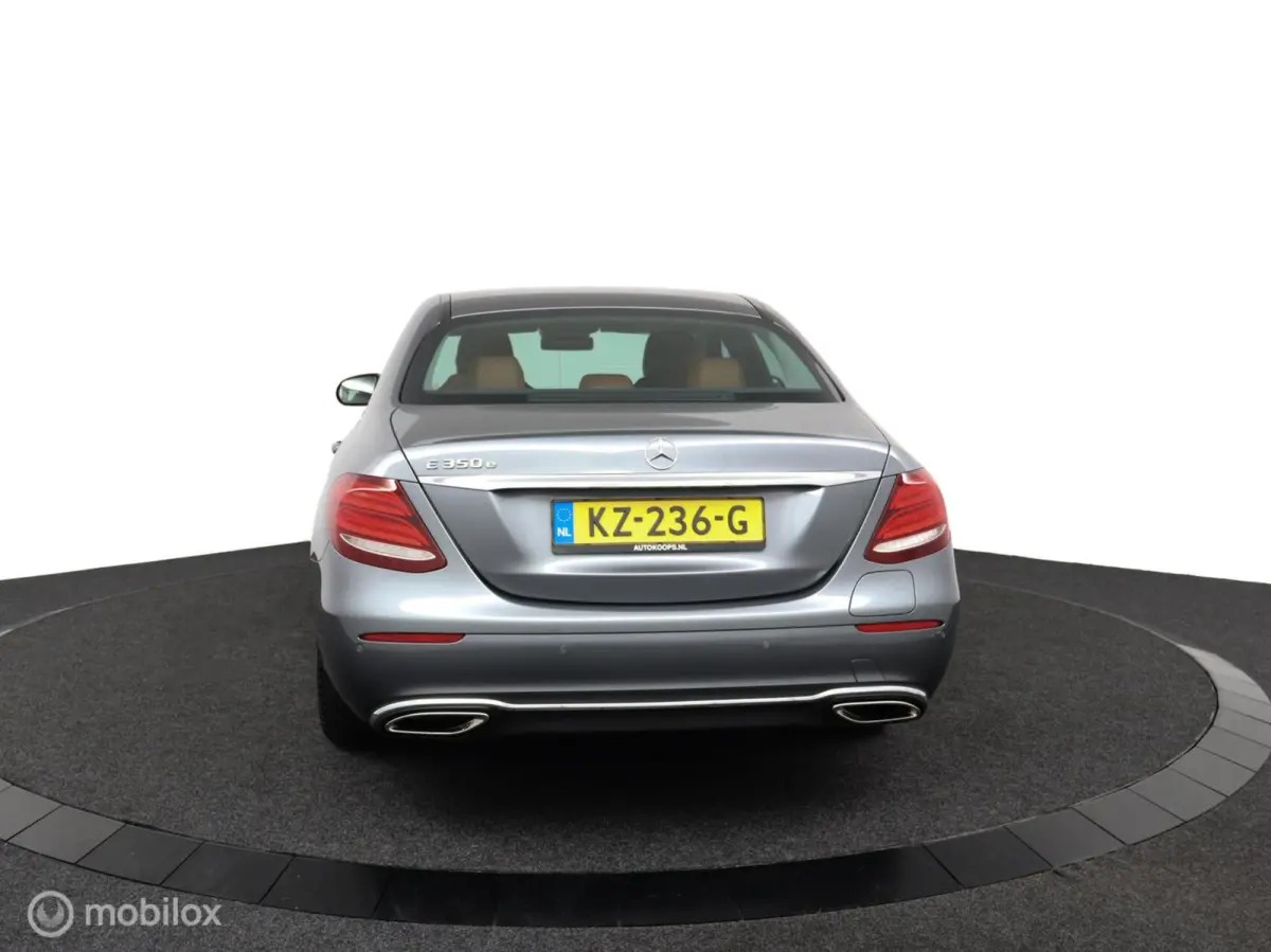 E350 e 286Pk Plug-in hydride | Gereviseerde accu | Luchtvering | Ambient Light | PDC V&A | Led verlichting | Bruin-leder | Essenhout | DEALER-STAAT