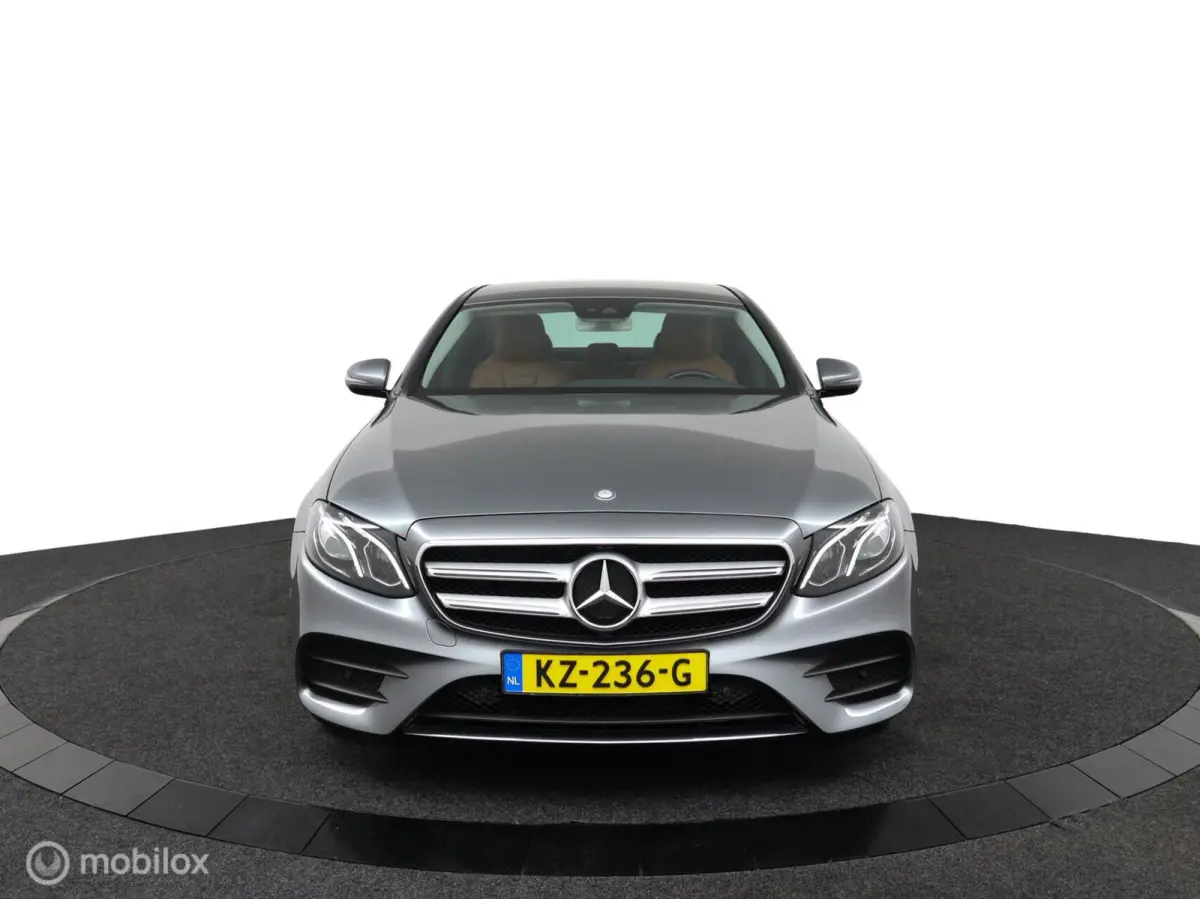 E350 e 286Pk Plug-in hydride | Gereviseerde accu | Luchtvering | Ambient Light | PDC V&A | Led verlichting | Bruin-leder | Essenhout | DEALER-STAAT