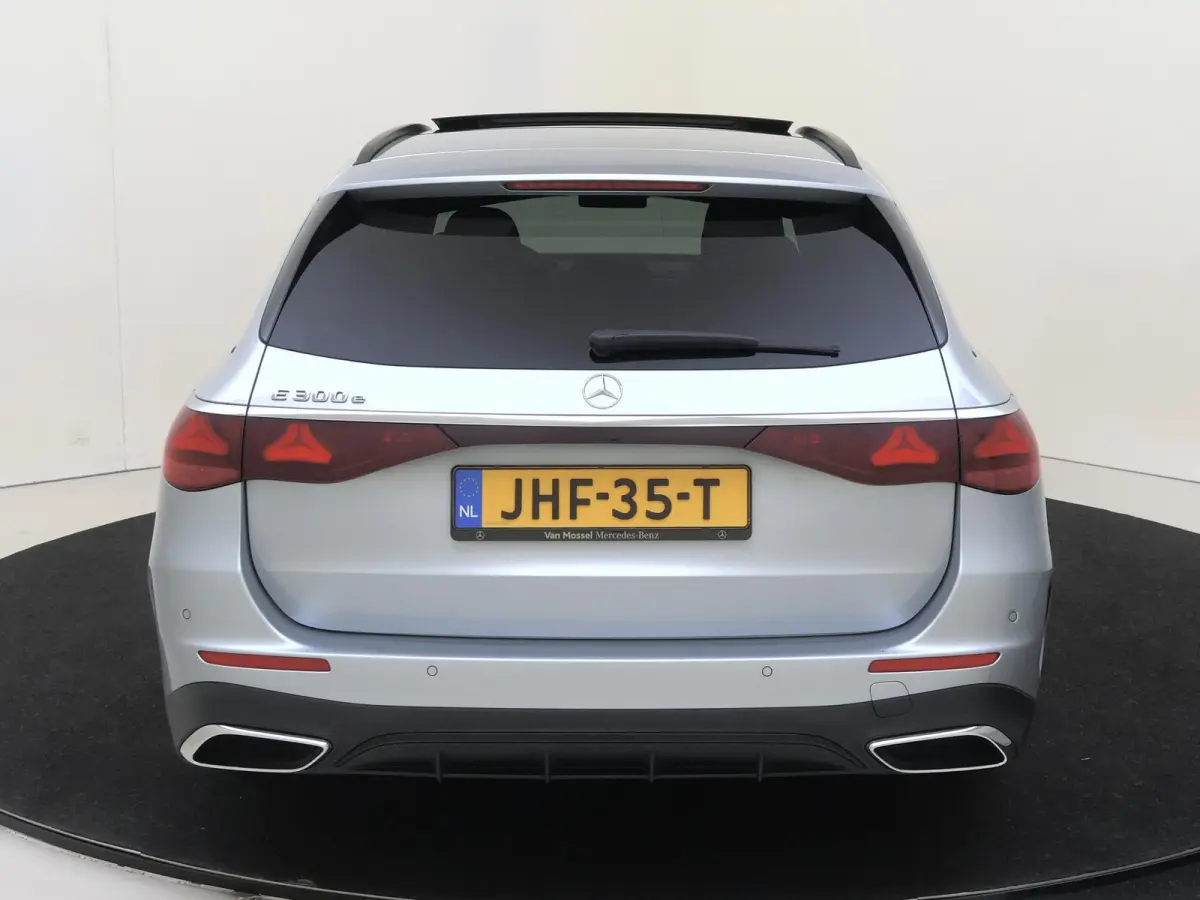 300 e Sport Edition / Panorama-dak / Memory-Stoelen / Stoel-Ventilatie / Superscreen /