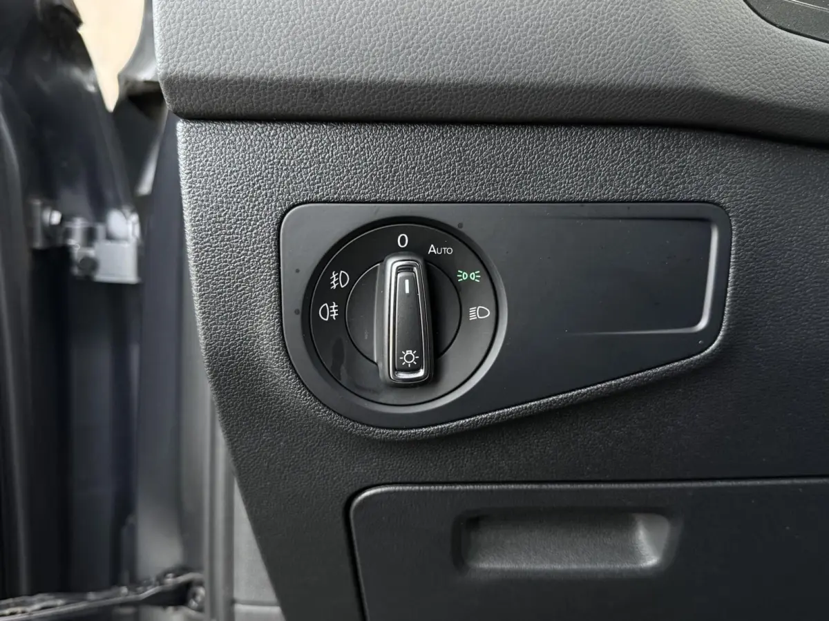 1.5 TSI ACT Highline Business R | Trekhaak | Adaptieve Cruise | CarPlay | Full LED | APK 09-2027 |