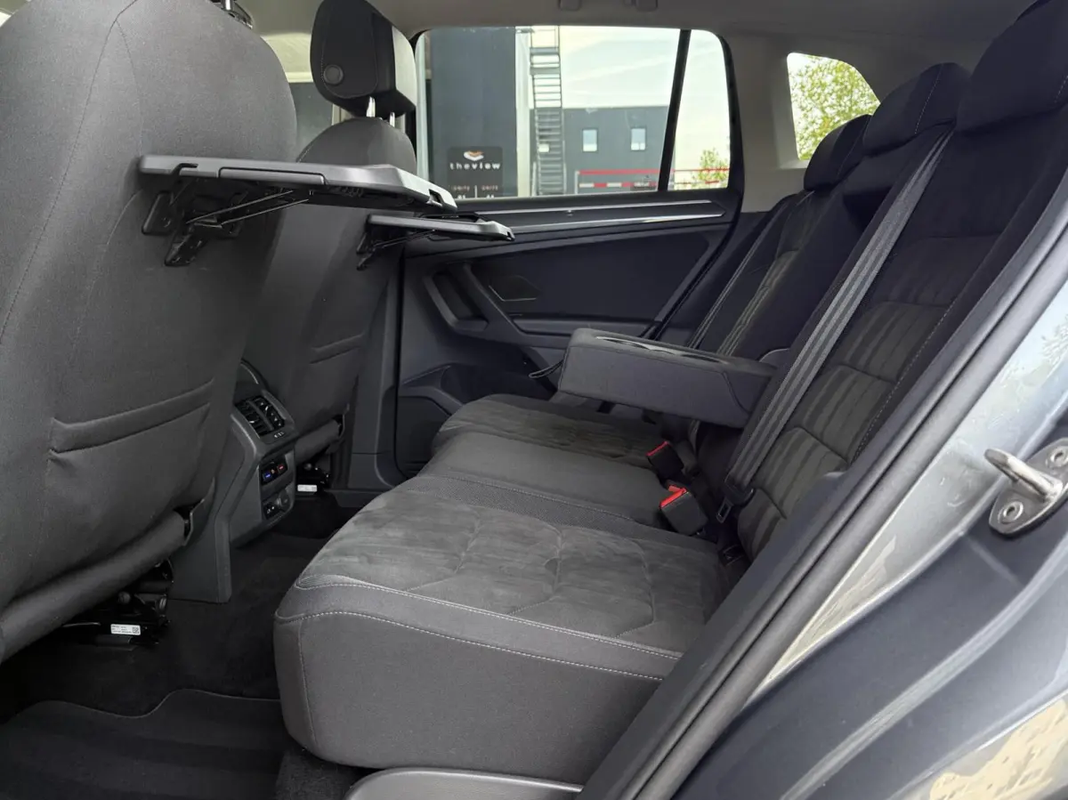 1.5 TSI ACT Highline Business R | Trekhaak | Adaptieve Cruise | CarPlay | Full LED | APK 09-2027 |