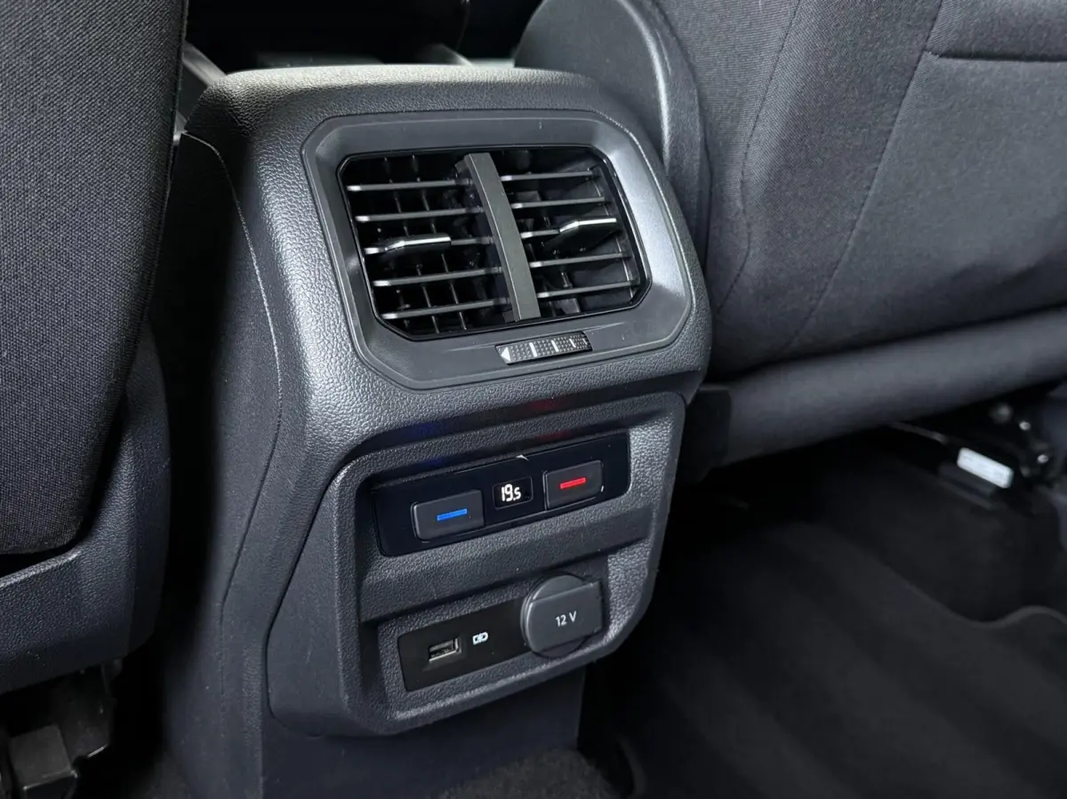 1.5 TSI ACT Highline Business R | Trekhaak | Adaptieve Cruise | CarPlay | Full LED | APK 09-2027 |