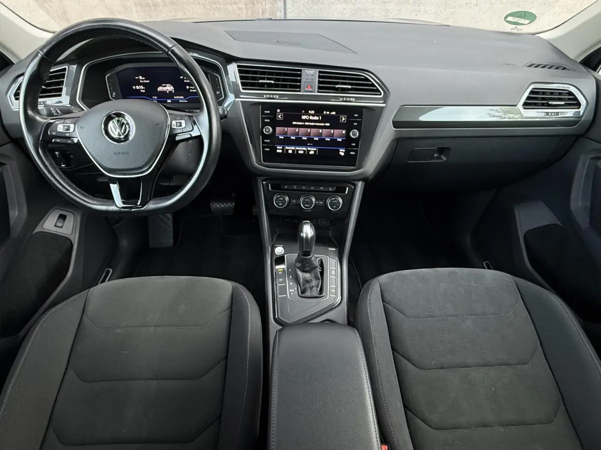 1.5 TSI ACT Highline Business R | Trekhaak | Adaptieve Cruise | CarPlay | Full LED | APK 09-2027 |