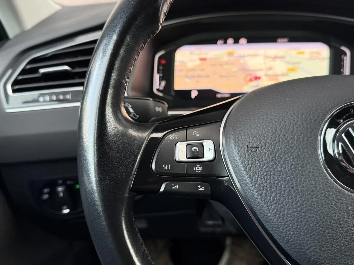 1.5 TSI ACT Highline Business R | Trekhaak | Adaptieve Cruise | CarPlay | Full LED | APK 09-2027 |